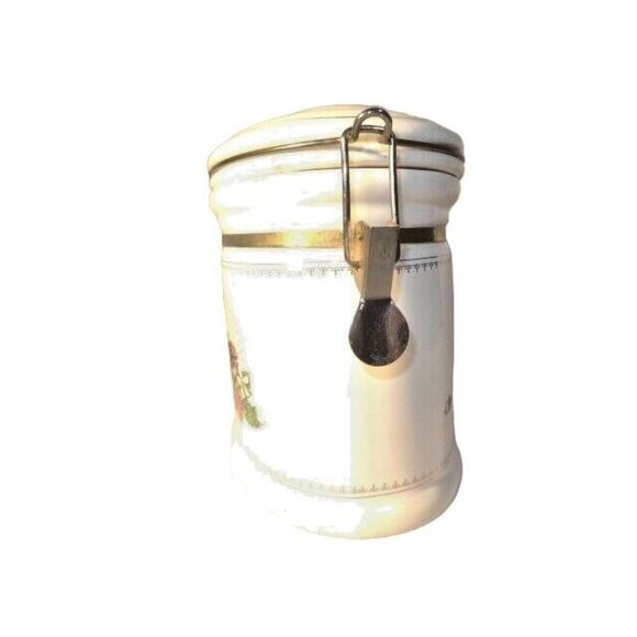 Knotts Berry Farm 2010 Ceramic Canister Oval Fruit Berries Gold Tone Accents - Picture 3 of 7